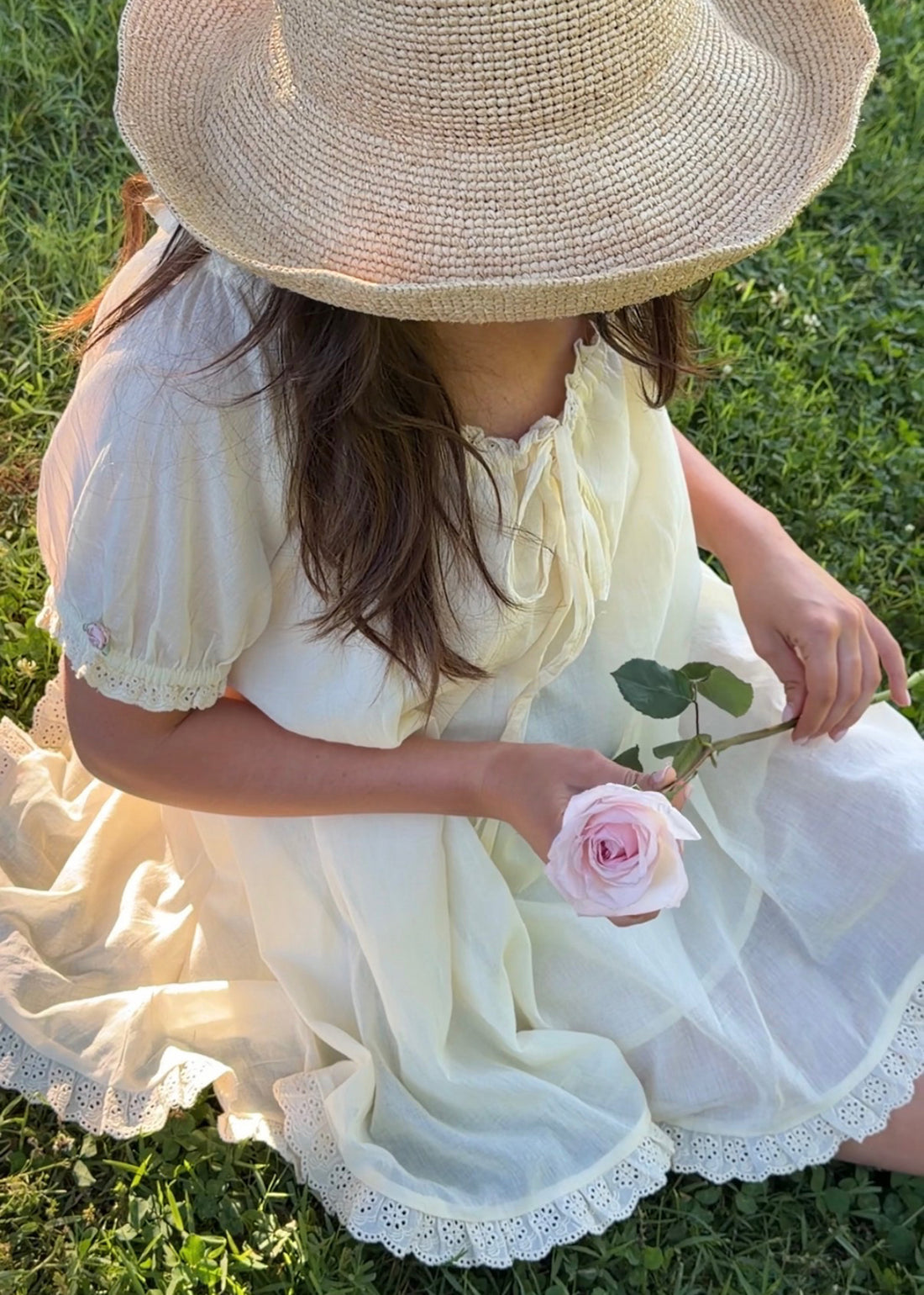 Daisy Mini in Cream